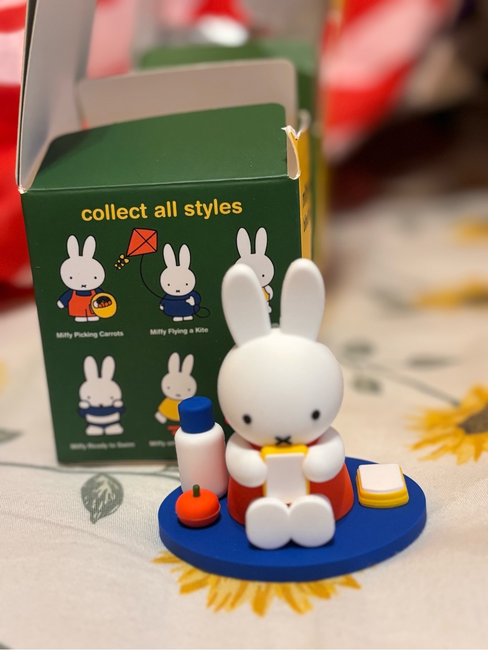 Smoko Miffy Goes Outside - Picnic with Miffy